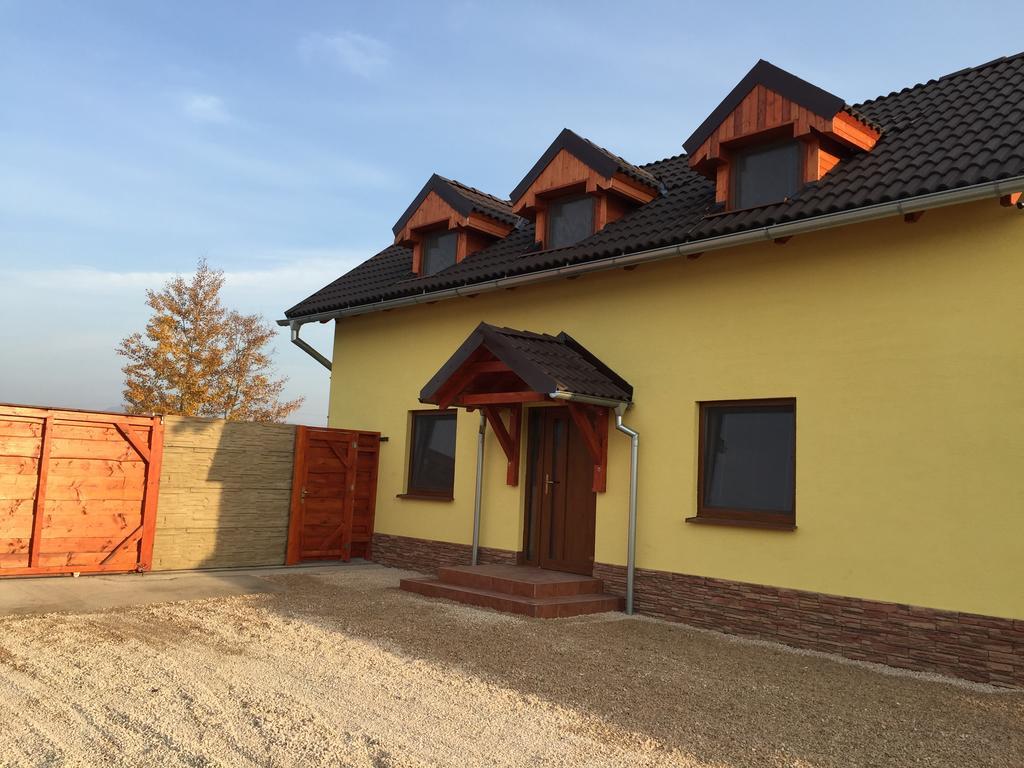 Ubytovanie Joli Jovice Exterior photo